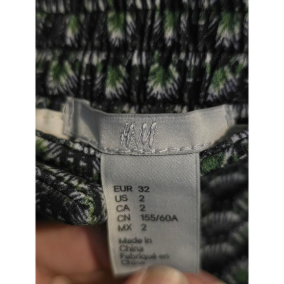 Women's H&M Pants Size 2 Black and Green - Picture 8 of 10
